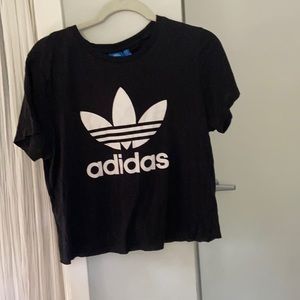 cropped adidas tshirt